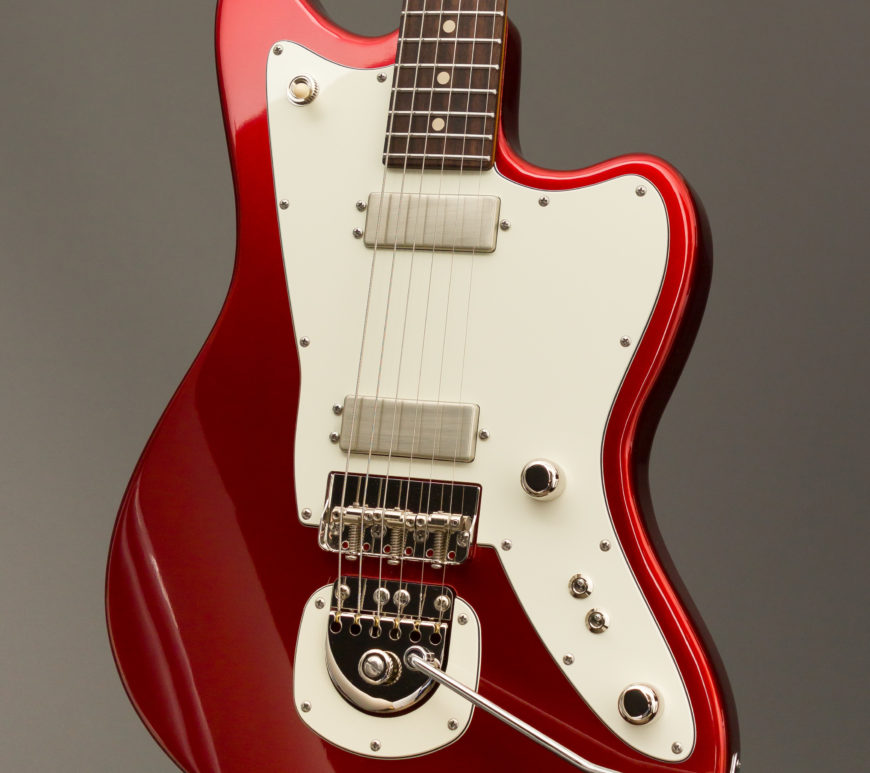 Tom Anderson Guitars - Raven Classic Shorty - Distress Level 0 - Candy Apple Red