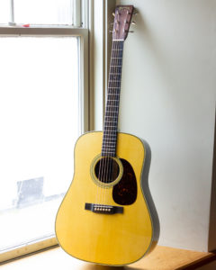 Martin Guitar HD-28