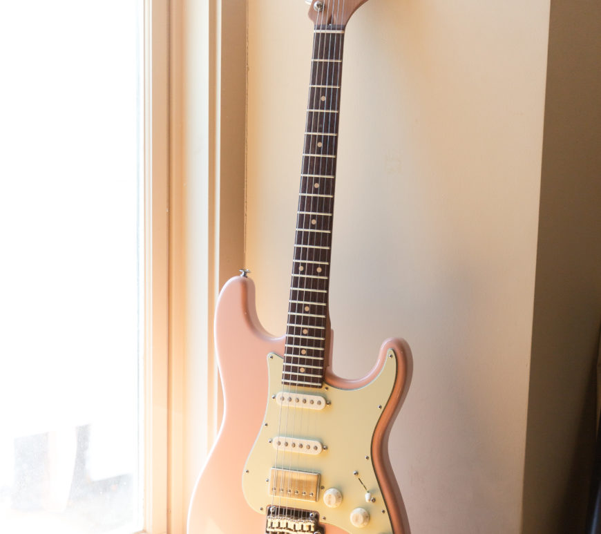 Suhr Guitars - Mateus Asato Signature Series Classic Antique - Shell Pink